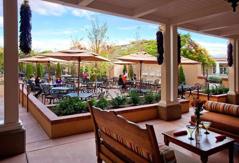 Hotel Old Town Albuquerque's Outside Patio